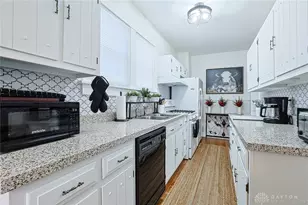 409 Corona Ave, Oakwood, OH 45419 - Photo 14