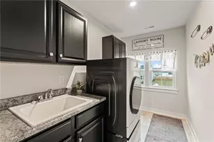 1197 Crystal Harbour Dr, Fairborn, OH 45324 - Photo 50