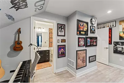 1197 Crystal Harbour Drive, Fairborn, OH 45324 - Photo 56