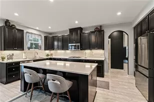 1197 Crystal Harbour Dr, Fairborn, OH 45324 - Photo 4