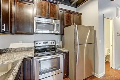 225 Brickstone Court, Dayton, OH 45402 - Photo 10