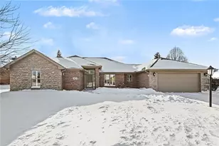 9823 Scotch Pine Dr, Springboro, OH 45066 - Photo 2