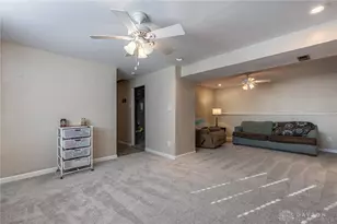 135 Schloss Ln, Moraine, OH 45439 - Photo 24