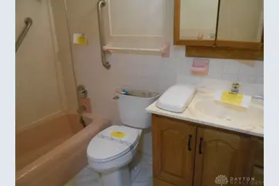 1628 Yorkshire Court, Springfield, OH 45503 - Photo 16