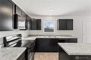 107 Evergreen Wy, Brookville, OH 45309 - Photo 14