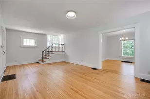 25 Laura Ave, Dayton, OH 45405 - Photo 10