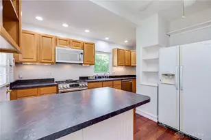 25 Laura Ave, Dayton, OH 45405 - Photo 18