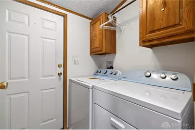 5217 Suncrest, Dayton, OH 45414 - Photo 32