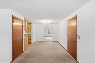 605 Barbara Dr, Tipp City, OH 45371 - Photo 10