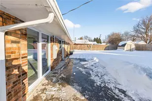 1764 Lanbury Dr, Dayton, OH 45439 - Photo 32