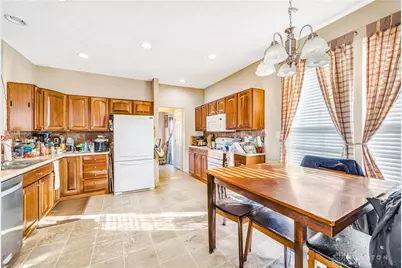 2633 Royal Gateway, Dayton, OH 45431 - Photo 8