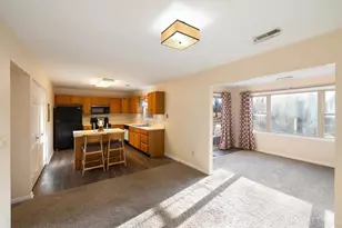 153 Village Trail Dr, Vandalia, OH 45377 - Photo 16