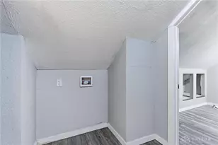 84 Vine St, Dayton, OH 45409 - Photo 12