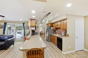 7980 Brainard Woods Dr, Dayton, OH 45458 - Photo 12