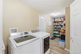 7980 Brainard Woods Dr, Dayton, OH 45458 - Photo 14