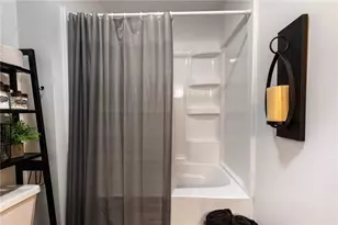 9750 Centerville Creek Ln, Washington Twp, OH 45458 - Photo 20