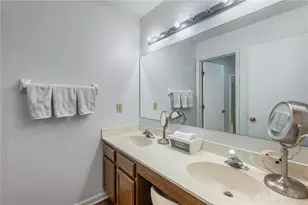 9750 Centerville Creek Ln, Washington Twp, OH 45458 - Photo 12