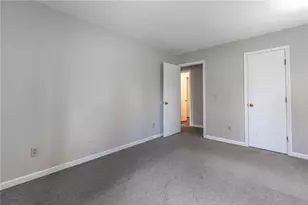 9750 Centerville Creek Ln, Washington Twp, OH 45458 - Photo 16