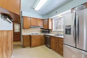 96 Winnet Dr, Dayton, OH 45415 - Photo 10