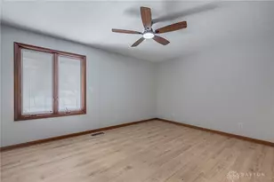 318 Joy Elizabeth Dr, Washington Twp, OH 45458 - Photo 14