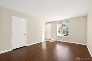 2525 Valais Ct, Sugarcreek Twp, OH 45458 - Photo 6