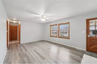 254 Amsterdam Drive, Xenia, OH 45385 - Photo 4