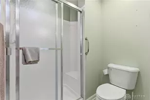 2407 Locust Hill Blvd, Beavercreek, OH 45431 - Photo 32