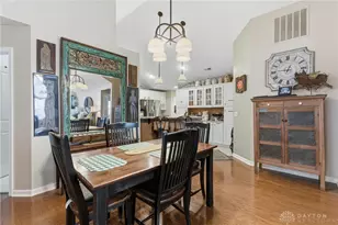 2407 Locust Hill Blvd, Beavercreek, OH 45431 - Photo 16