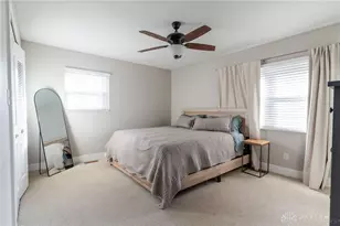 699 Essex Way, Dayton, OH 45429 - Photo 32