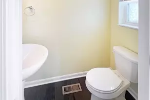 9596 Tahoe Dr, Centerville, OH 45458 - Photo 14