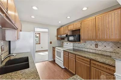 7660 W Von Dette Circle, Dayton, OH 45459 - Photo 14