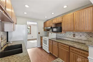 7660 W Von Dette Cir, Dayton, OH 45459 - Photo 14