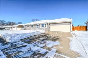 229 W Ross St, Troy, OH 45373 - Photo 2