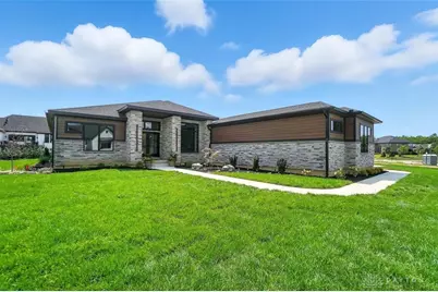 1890 Horseshoe Bend, Dayton, OH 45458 - Photo 2