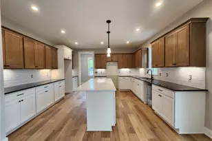 2721 Terraceview Cir, Beavercreek, OH 45431 - Photo 14