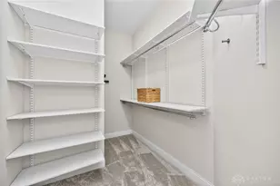 220 Vintage Club Dr, Cincinnati, OH 45249 - Photo 24