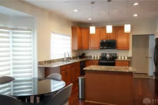4193 Old Osprey Cir, Miamisburg, OH 45342 - Photo 10