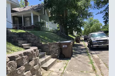 539 S Monroe Street, Xenia, OH 45385 - Photo 2