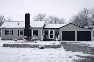 1316 Middletown Eaton Rd, Middletown, OH 45042 - Photo 1