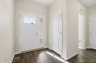 6018 Boxelder Dr, Tipp City, OH 45371 - Photo 4