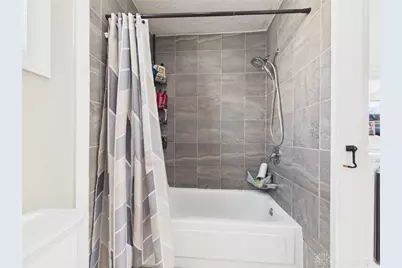 219 S Elm Street, Troy, OH 45373 - Photo 12