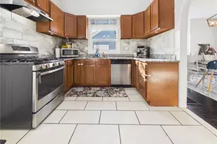 219 S Elm St, Troy, OH 45373 - Photo 8