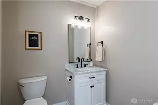 925 Ashcreek Dr, Dayton, OH 45458 - Photo 32