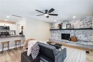 925 Ashcreek Dr, Dayton, OH 45458 - Photo 14