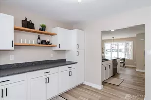 925 Ashcreek Dr, Dayton, OH 45458 - Photo 30