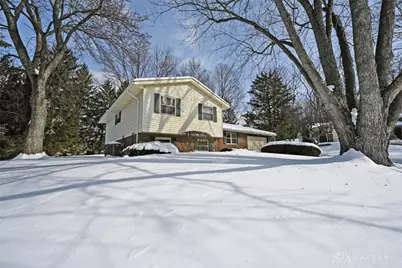 615 Bendwood Way, Beavercreek, OH 45430 - Photo 4