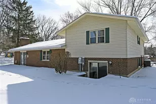 615 Bendwood Way, Beavercreek, OH 45430 - Photo 62