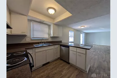 2716 Hemphill Road, Dayton, OH 45440 - Photo 8