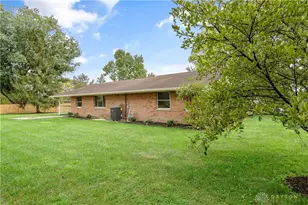 2501 Harrow Ct, Dayton, OH 45414 - Photo 4