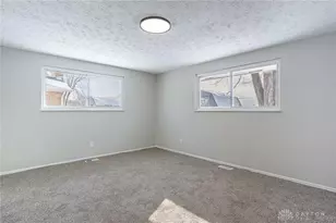 5260 Beechview Dr, Dayton, OH 45424 - Photo 12